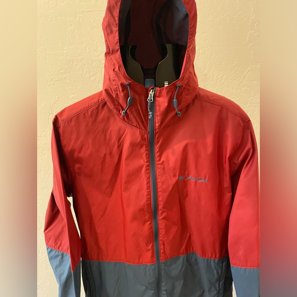 Columbia windbreaker